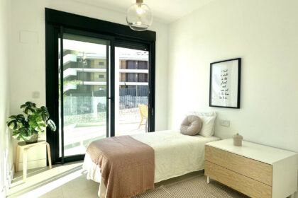 55e6d3681028109043593ef55e09c0b2 - 24