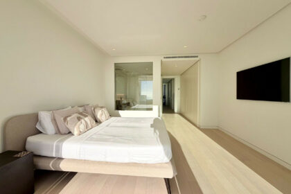 5730b6f114eb64c61662433fff576dbd - 13