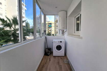 5a3f92bae7ac0b4378ac4dee925735ec - 12