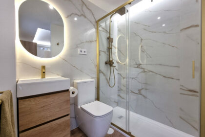 5a3f92bae7ac0b4378ac4dee925735ec - 8