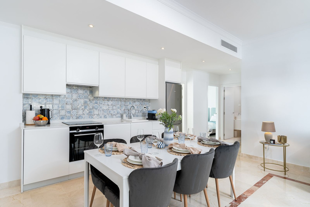 5a454d16d7980ee36402f4ed25eedf88 - 12