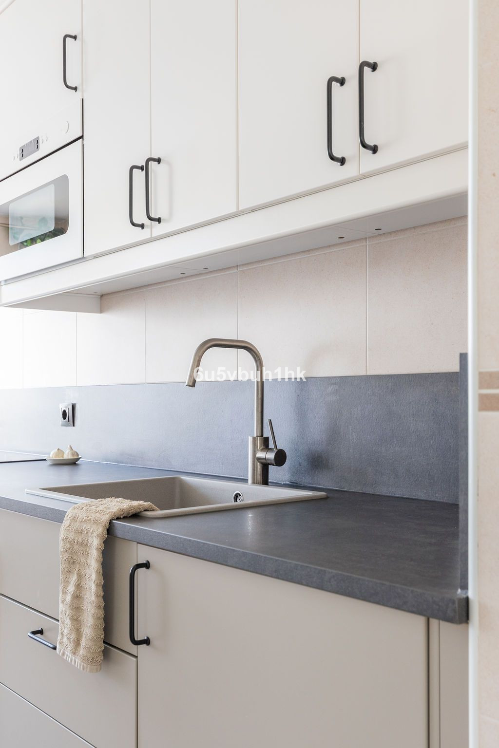 5a7937f2226dad7dd3f4057b74c0f00a - 10