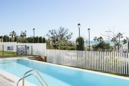 5a7937f2226dad7dd3f4057b74c0f00a - 24