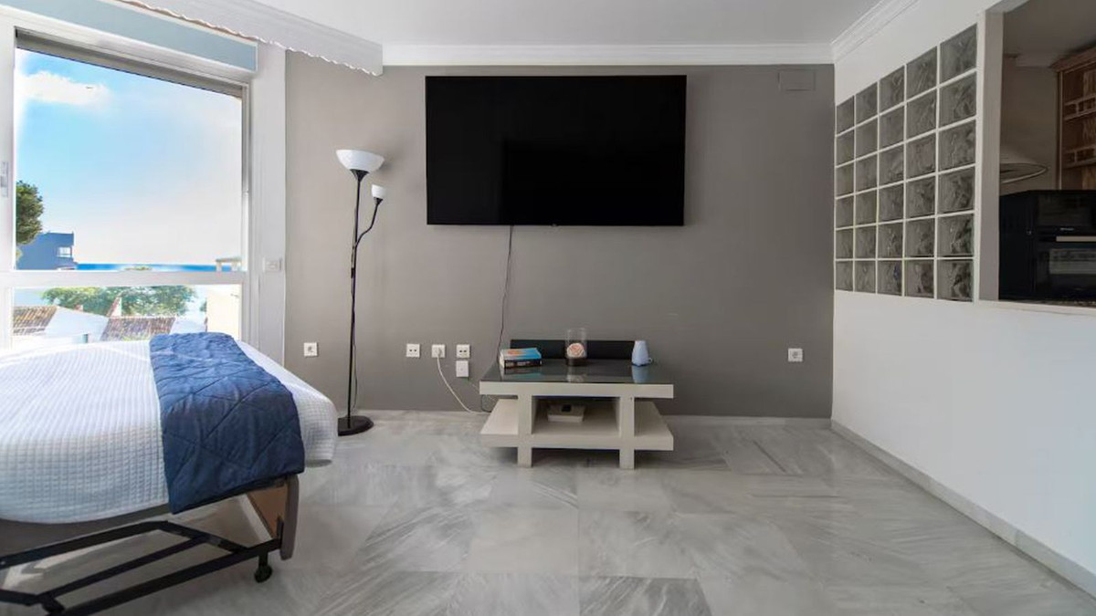 5b5866c9cc0da099abf72b0682c5fa29 - 23