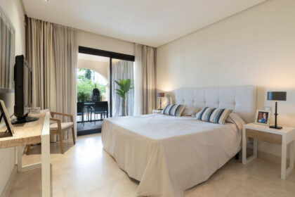 5babb0f1c867b78a737ab9408f725006 - 20