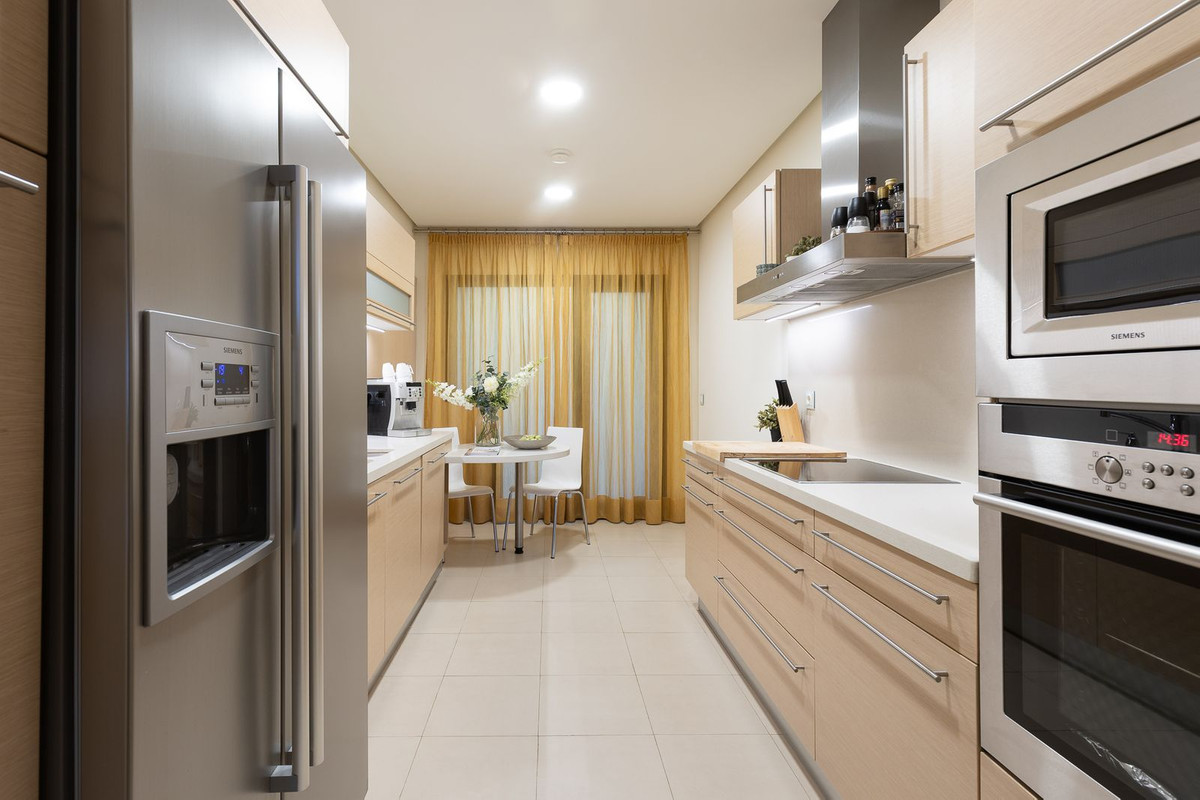 5babb0f1c867b78a737ab9408f725006 - 26