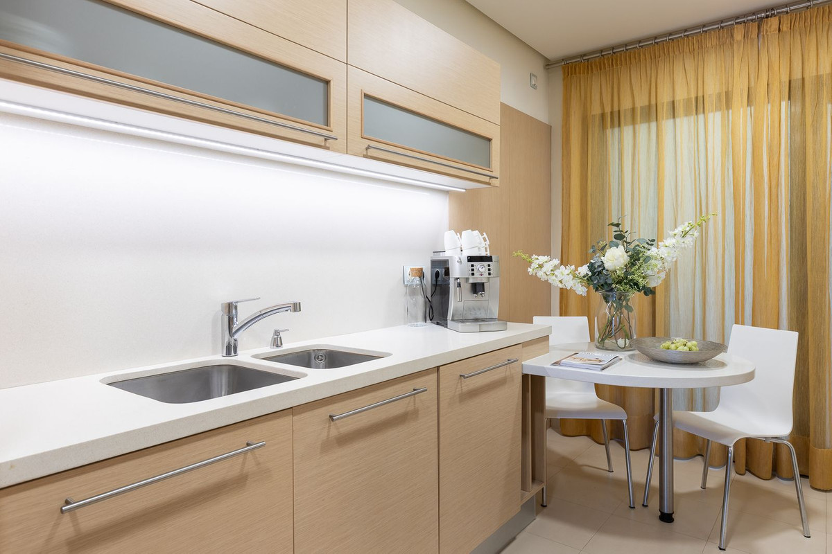 5babb0f1c867b78a737ab9408f725006 - 27