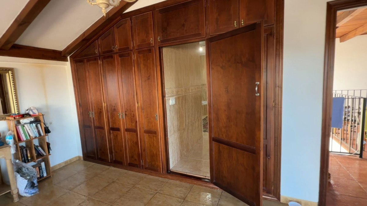 607480d56b539d059ce46ae58da072b9 - 17