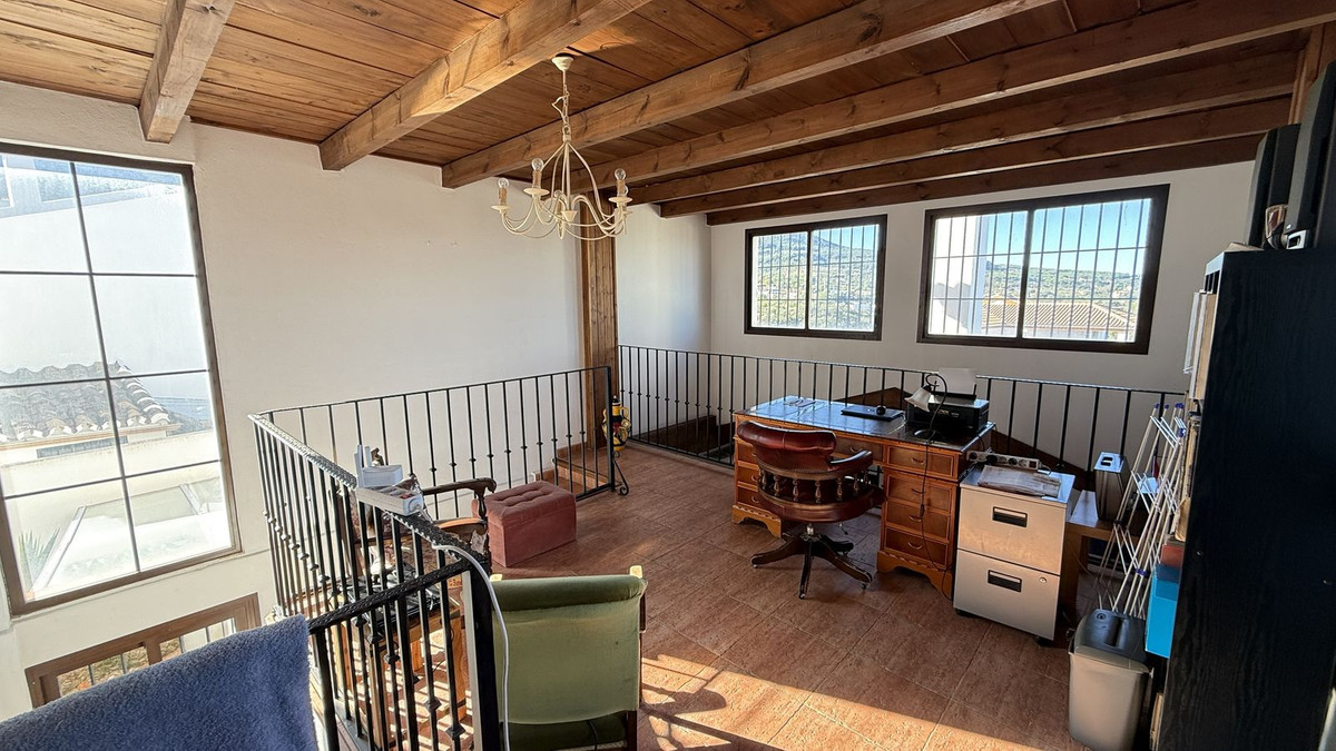 607480d56b539d059ce46ae58da072b9 - 27