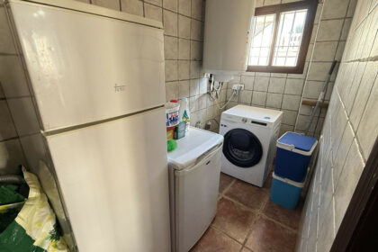 607480d56b539d059ce46ae58da072b9 - 28