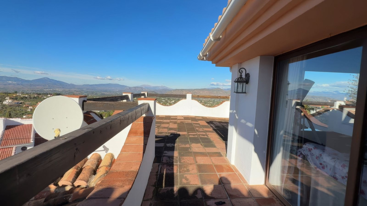 607480d56b539d059ce46ae58da072b9 - 34