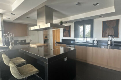 609353f7e5fe31c5dc57470e1a6f08eb - 17