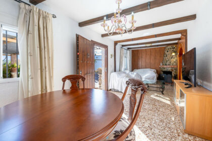 61fabc7a7117567e301de7b2af6be9b4 - 12