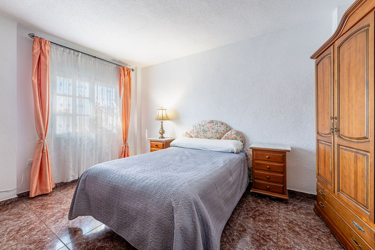 61fabc7a7117567e301de7b2af6be9b4 - 15