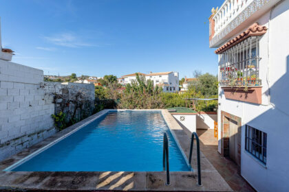 61fabc7a7117567e301de7b2af6be9b4 - 3