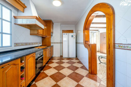 61fabc7a7117567e301de7b2af6be9b4 - 9