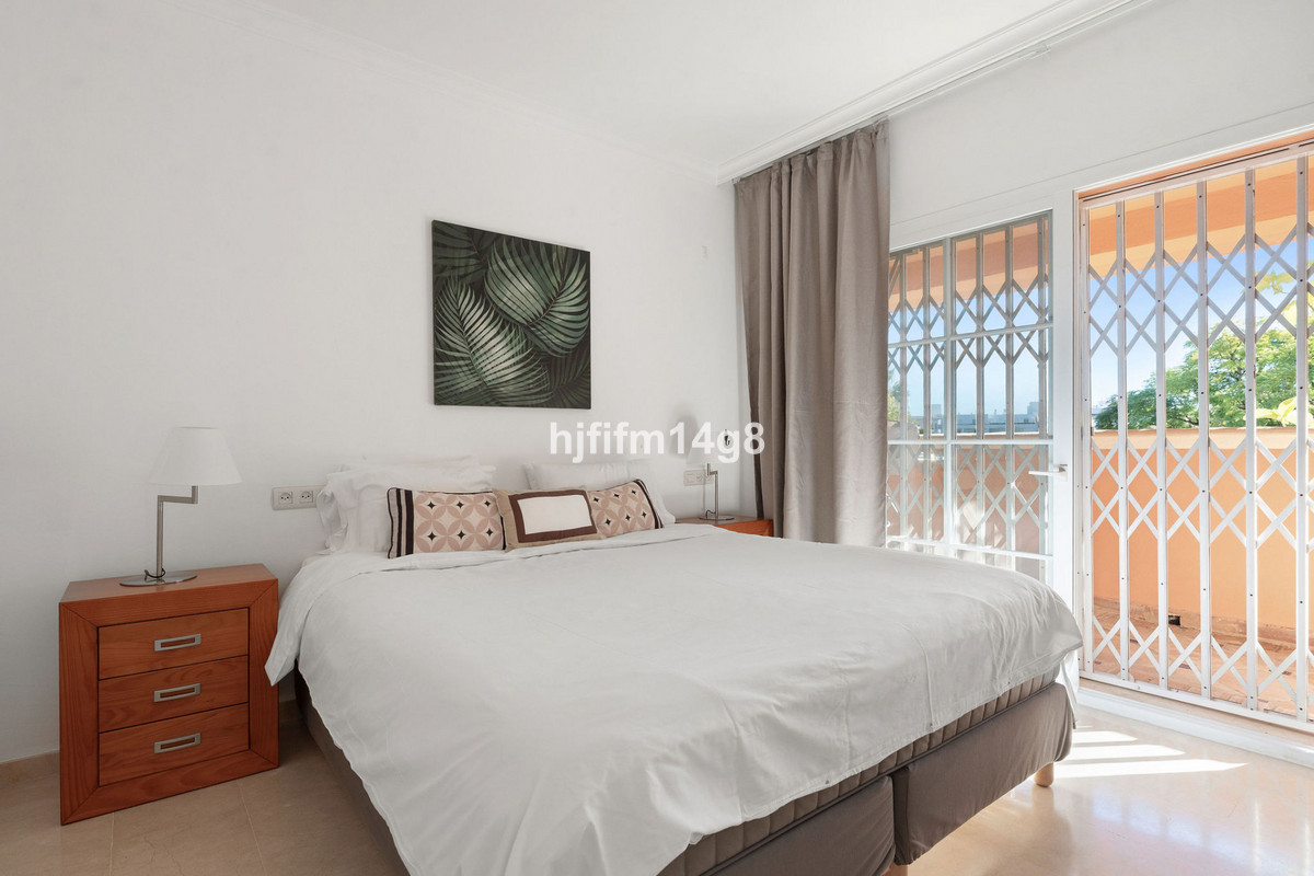 6a033ee59cca1cda638bf17c0633bfb1 - 11