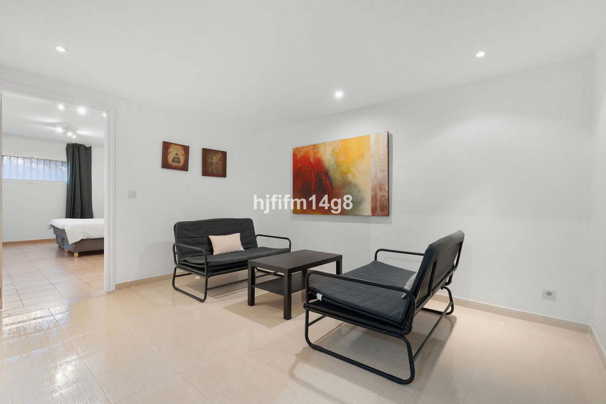 6a033ee59cca1cda638bf17c0633bfb1 - 15