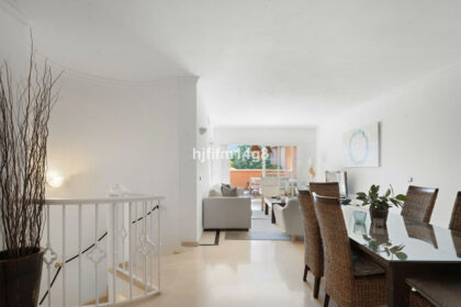 6a033ee59cca1cda638bf17c0633bfb1 - 20