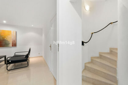 6a033ee59cca1cda638bf17c0633bfb1 - 22