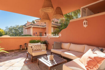 6a033ee59cca1cda638bf17c0633bfb1 - 24