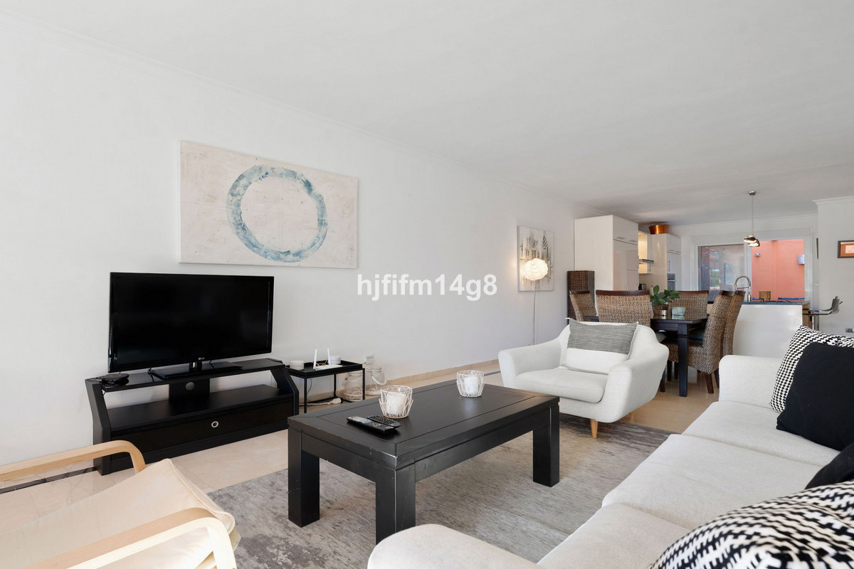 6a033ee59cca1cda638bf17c0633bfb1 - 5