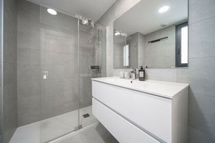 6a5af83ec05ad45376fe4b9db04f000c - 44