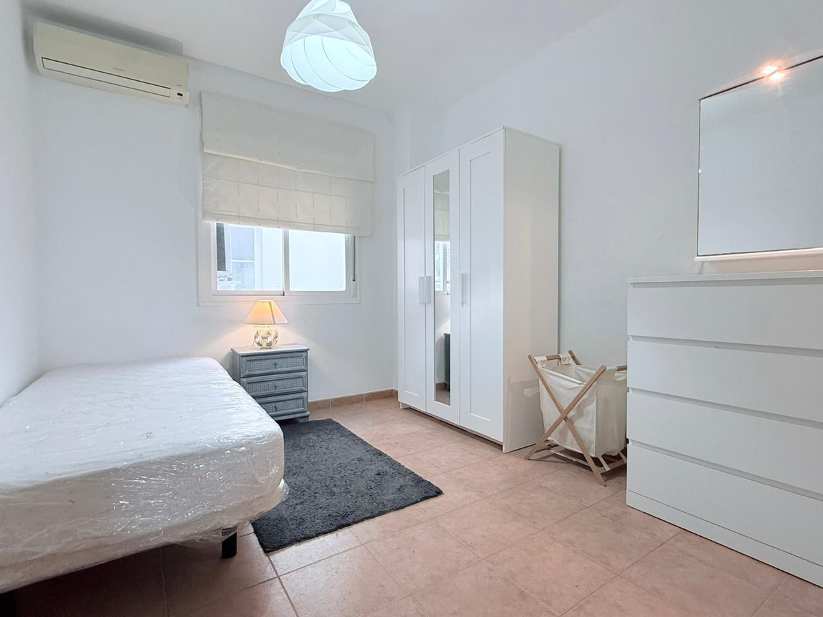 6c8d6614ce62fbb2ce8ad846b2bb80b4 - 13