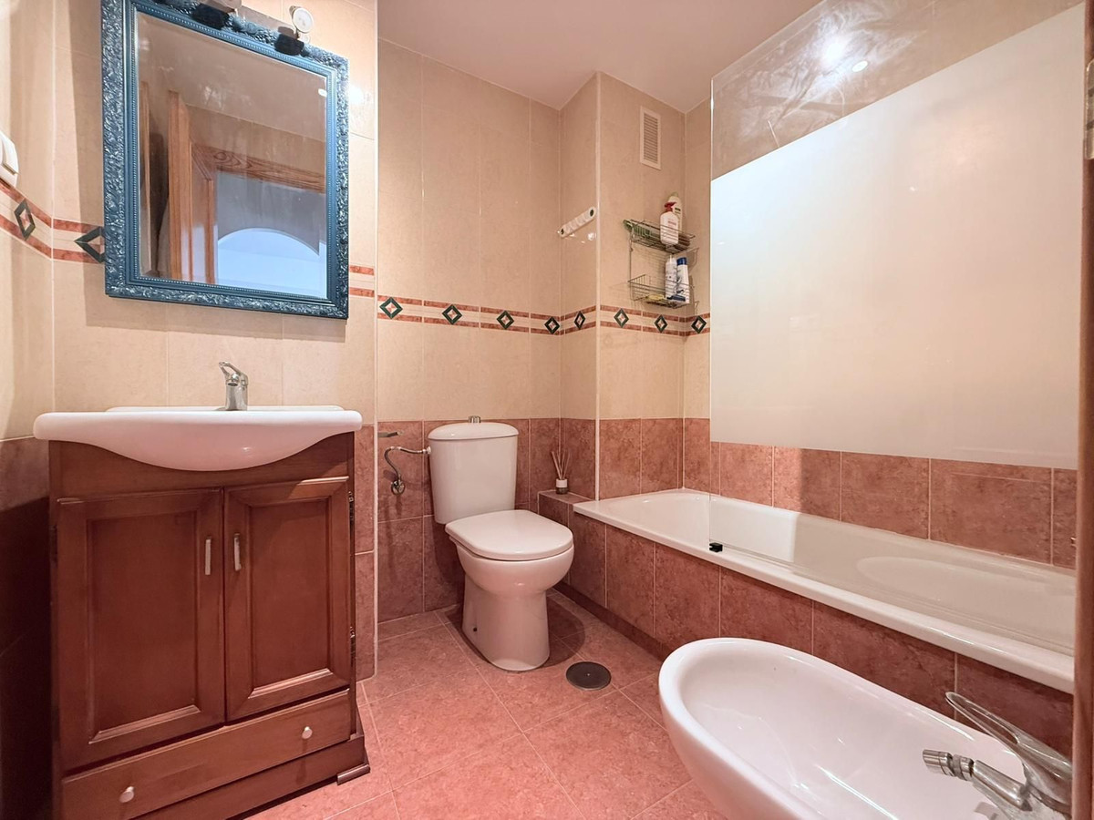 6c8d6614ce62fbb2ce8ad846b2bb80b4 - 14