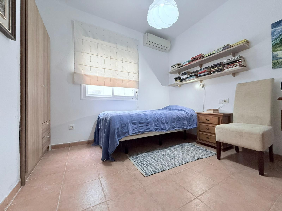 6c8d6614ce62fbb2ce8ad846b2bb80b4 - 5