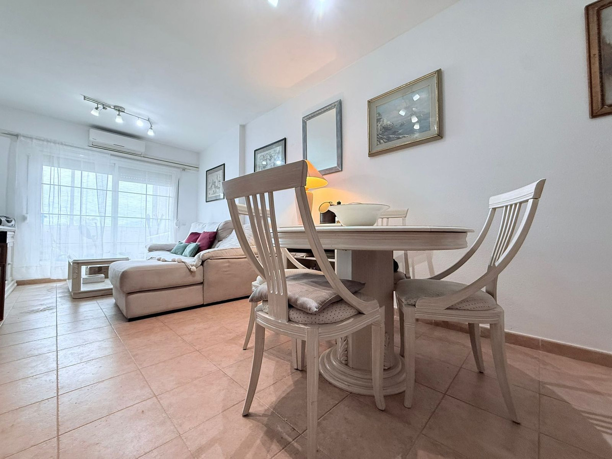 6c8d6614ce62fbb2ce8ad846b2bb80b4 - 9