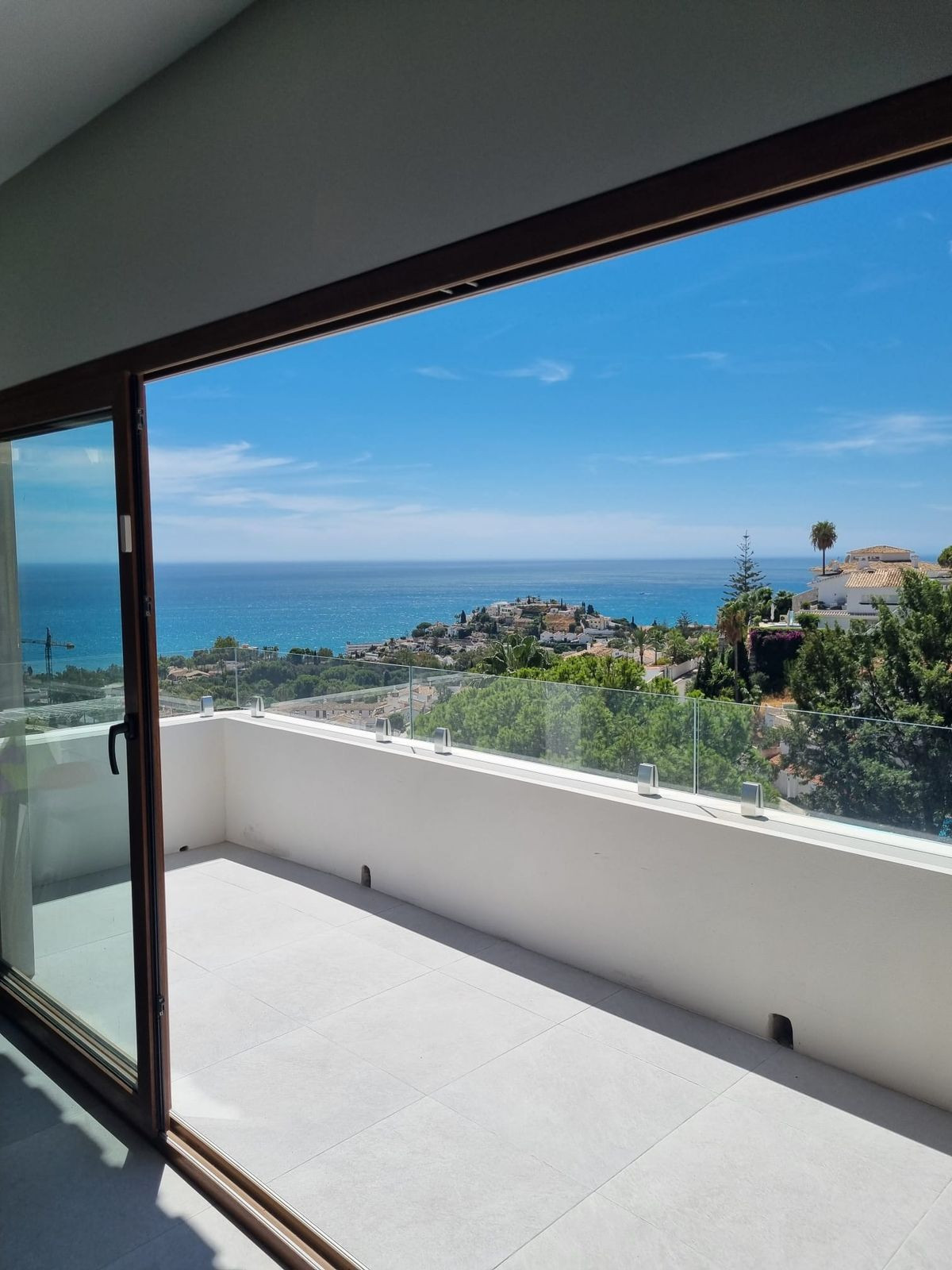 6cb168719374a96fedc4c15f0d82f137 - 2