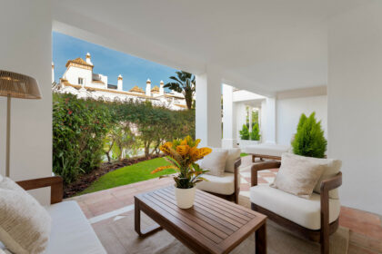 6ed06b4fc569a2a413022c90f5aeab80 - 13