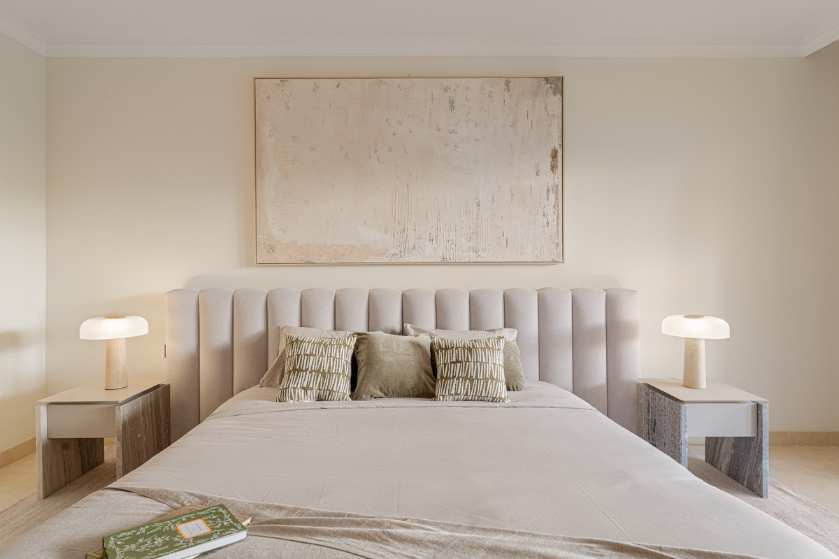 6ed06b4fc569a2a413022c90f5aeab80 - 17