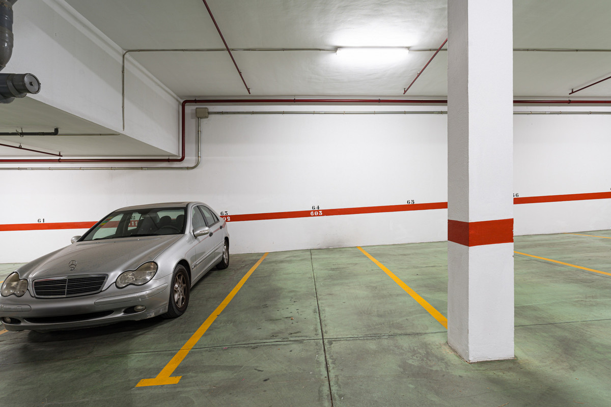 6ed06b4fc569a2a413022c90f5aeab80 - 37