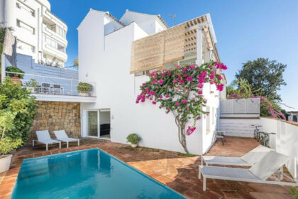 71d16781177deea07a987cf483e94174 - 1