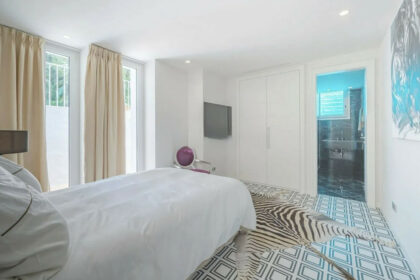 733c56ef74201cfab299c618f09eac70 - 51