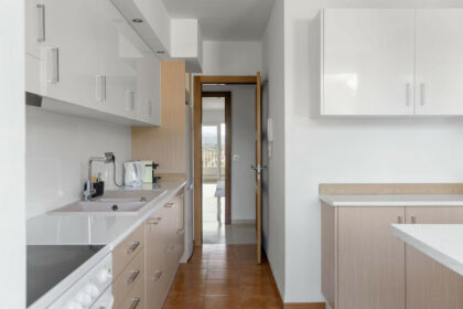 757c182e9f9eeee5c107c3e8f8380037 - 12