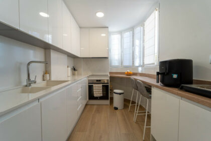 78f97ed9509e40c7e4ce2d93d37b0103 - 17