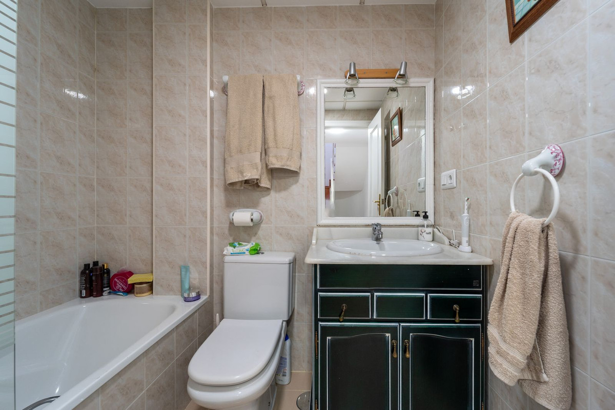 78f97ed9509e40c7e4ce2d93d37b0103 - 26