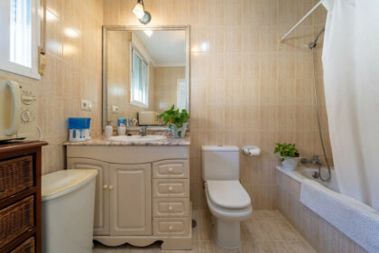 78f97ed9509e40c7e4ce2d93d37b0103 - 30