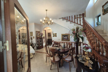 794cfa1a4a5aeb6d86f0e52aaf13be30 - 12