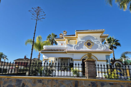 794cfa1a4a5aeb6d86f0e52aaf13be30 - 2