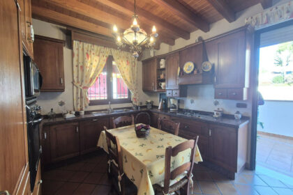 794cfa1a4a5aeb6d86f0e52aaf13be30 - 23