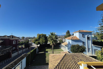 794cfa1a4a5aeb6d86f0e52aaf13be30 - 44