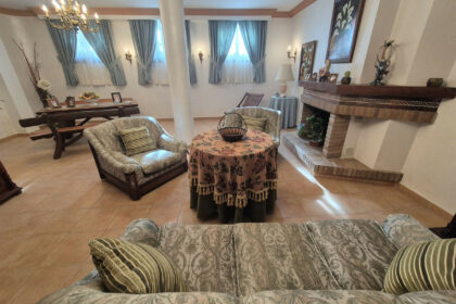 794cfa1a4a5aeb6d86f0e52aaf13be30 - 60