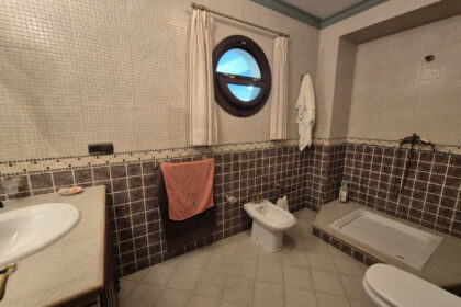 794cfa1a4a5aeb6d86f0e52aaf13be30 - 67