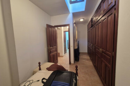 794cfa1a4a5aeb6d86f0e52aaf13be30 - 73