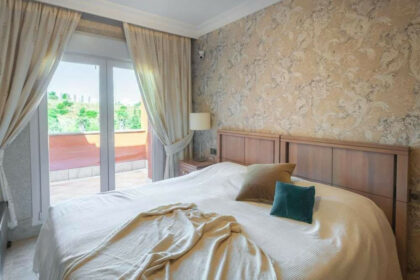 79ef1408fce8132f739f5687793e8260 - 17