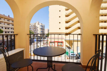 7b47a53a2e58ba91cb22a11aae936984 - 16